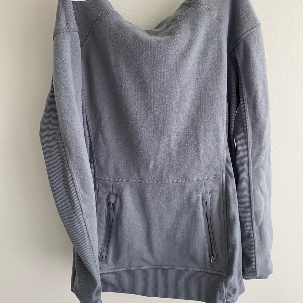 Athleta pull over